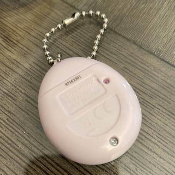 Tamagotchi 2017 Rainbow Candy Swirl Ice Cream Milk & Cookies Case Spare Battery - Picture 9 of 16